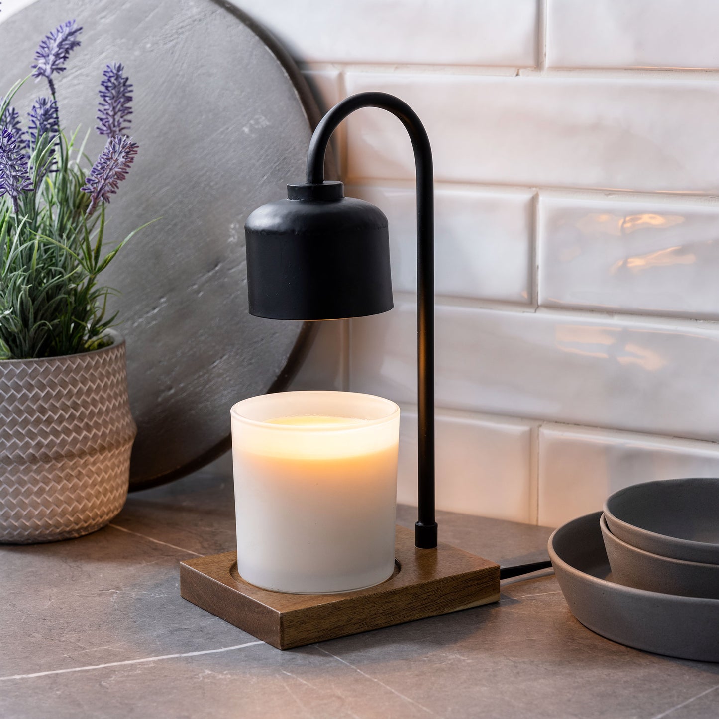 Black and Wood Arched Candle Warmer Lamp